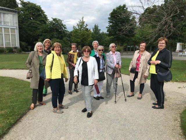 Frauen treffen kassel